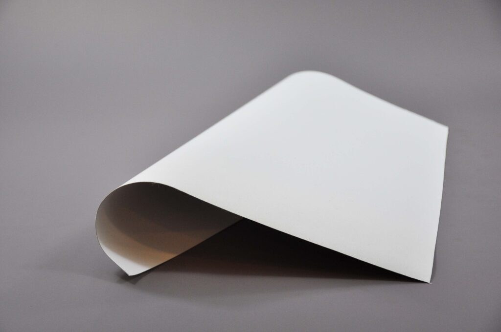 black-out-evol-white